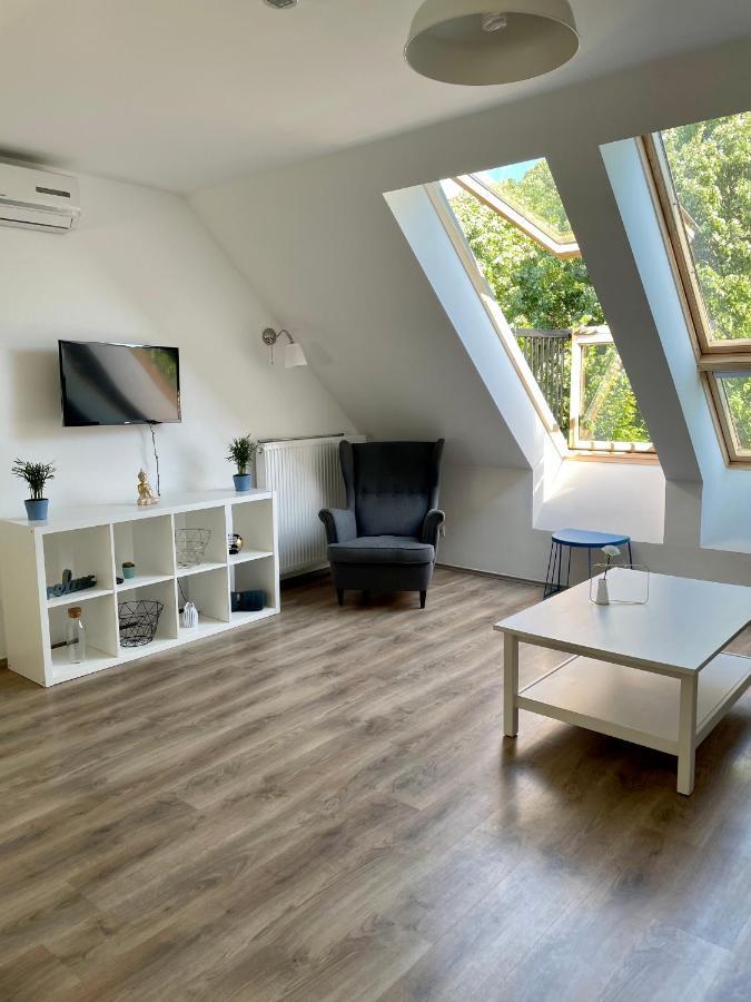 Fresh Garden Apartments Шіофок Екстер'єр фото